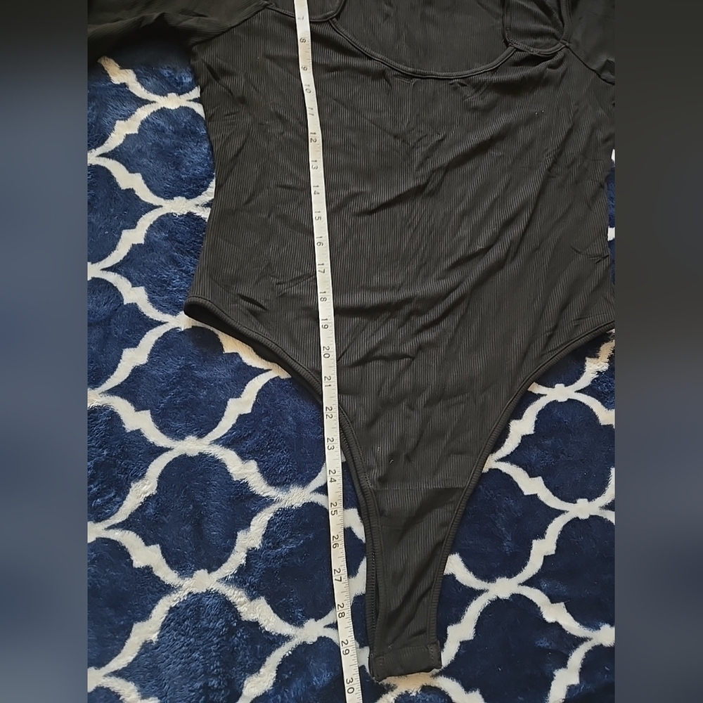 Large Ribbed Cutout Bodysuit - Picture 2 of 10